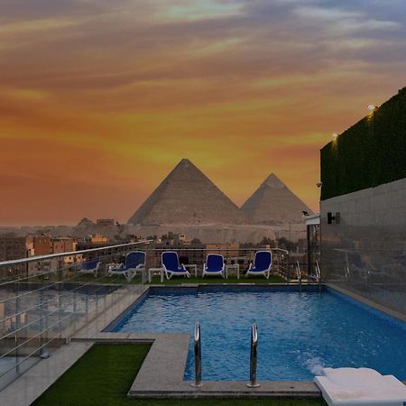 Pyramids Plateau Hotel Kafrat al Jabal Bagian luar foto