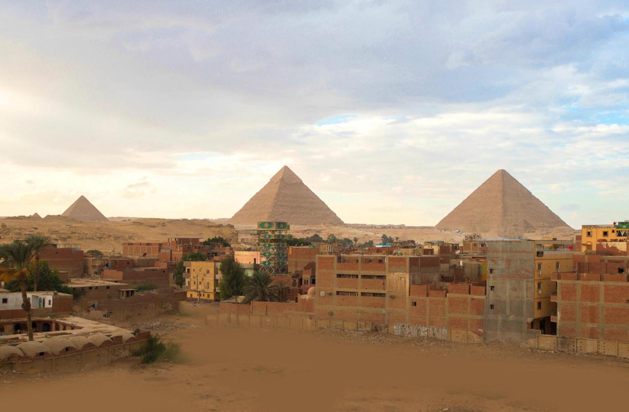 Pyramids Plateau Hotel Kafrat al Jabal Bagian luar foto
